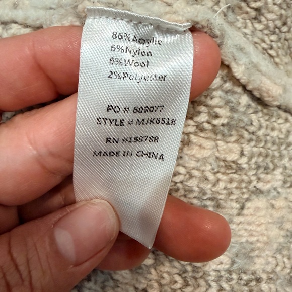 Sold🔺🔺🔺🔺 - Picture 8 of 9